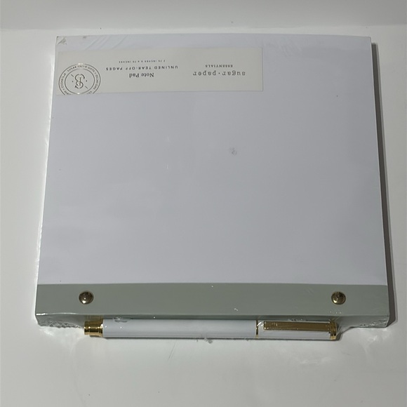 Sugar Paper Essentials Notepad & Pen Set - Picture 6 of 11